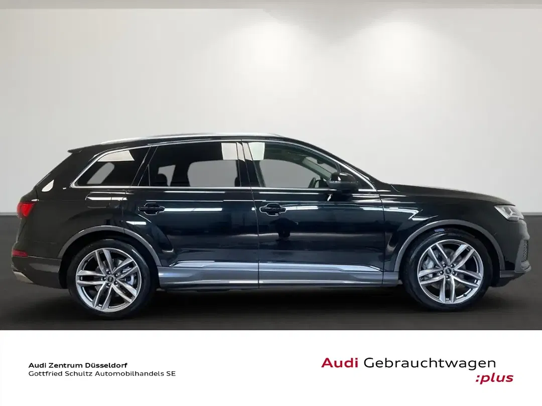 Audi Q7 - Thumbnail 3