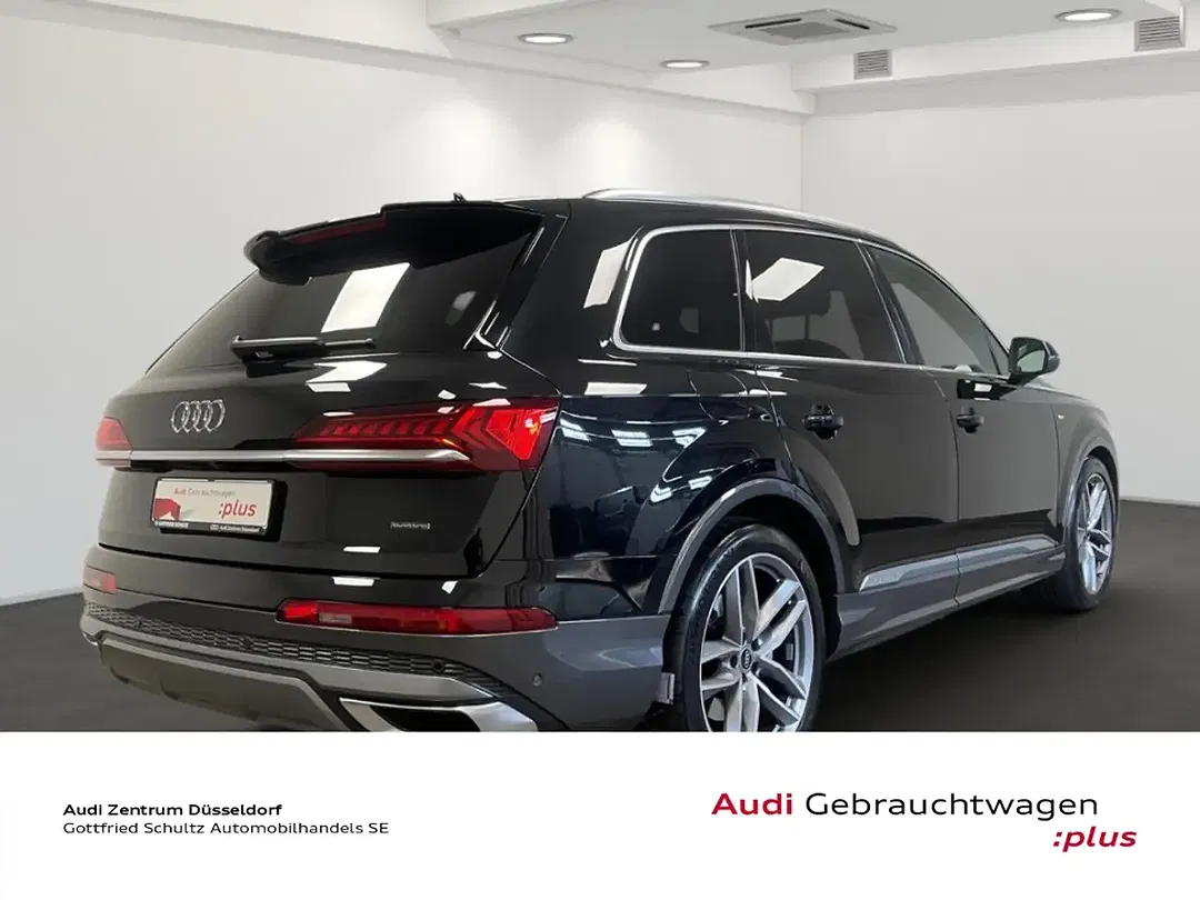 Audi Q7 - Thumbnail 5