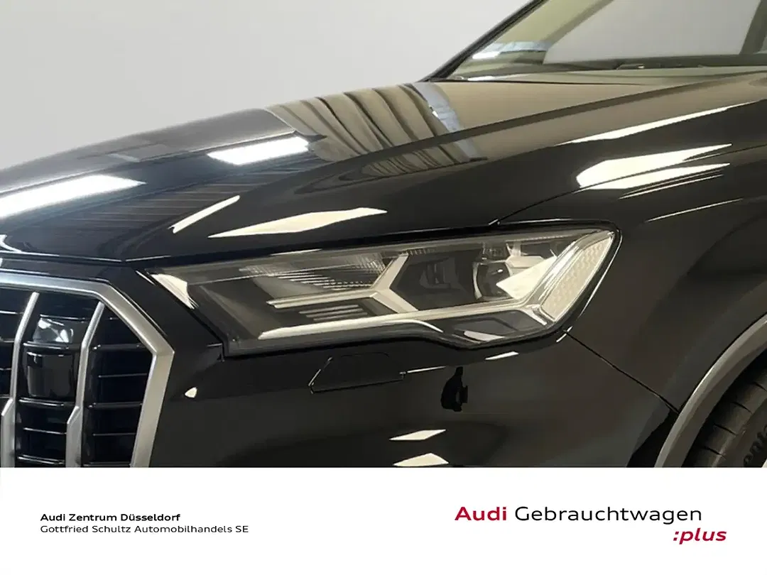 Audi Q7 - Thumbnail 6