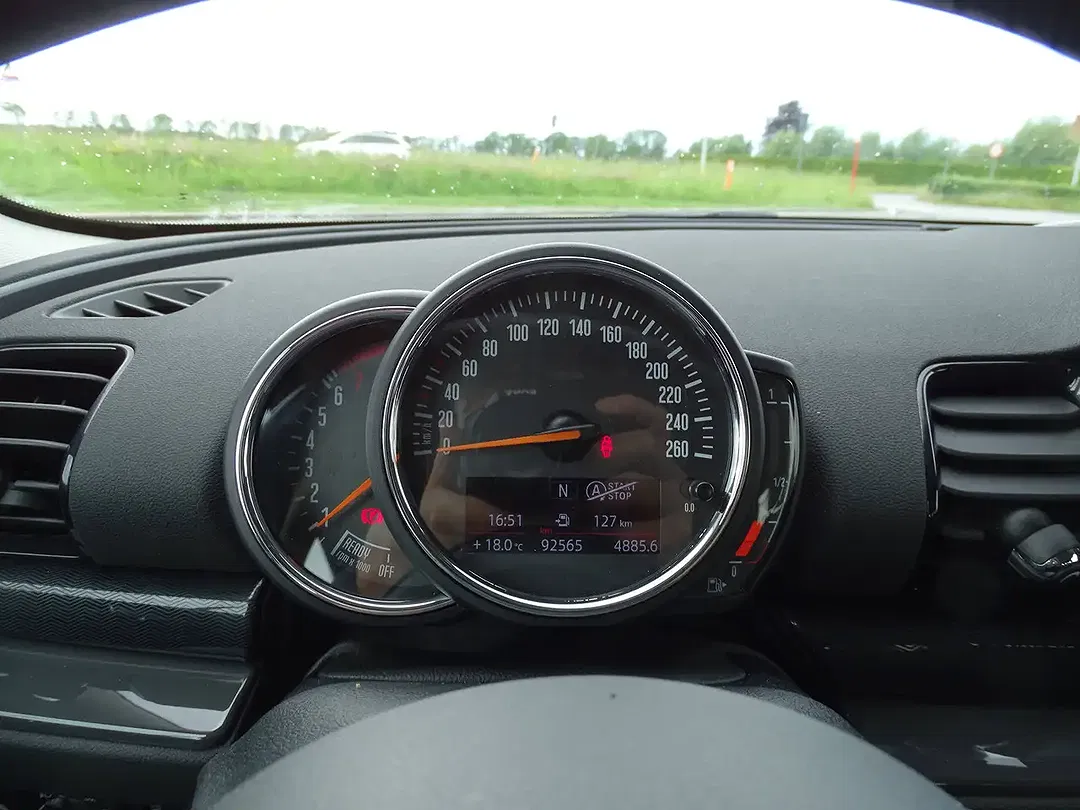 MINI Cooper Clubman - Thumbnail 5