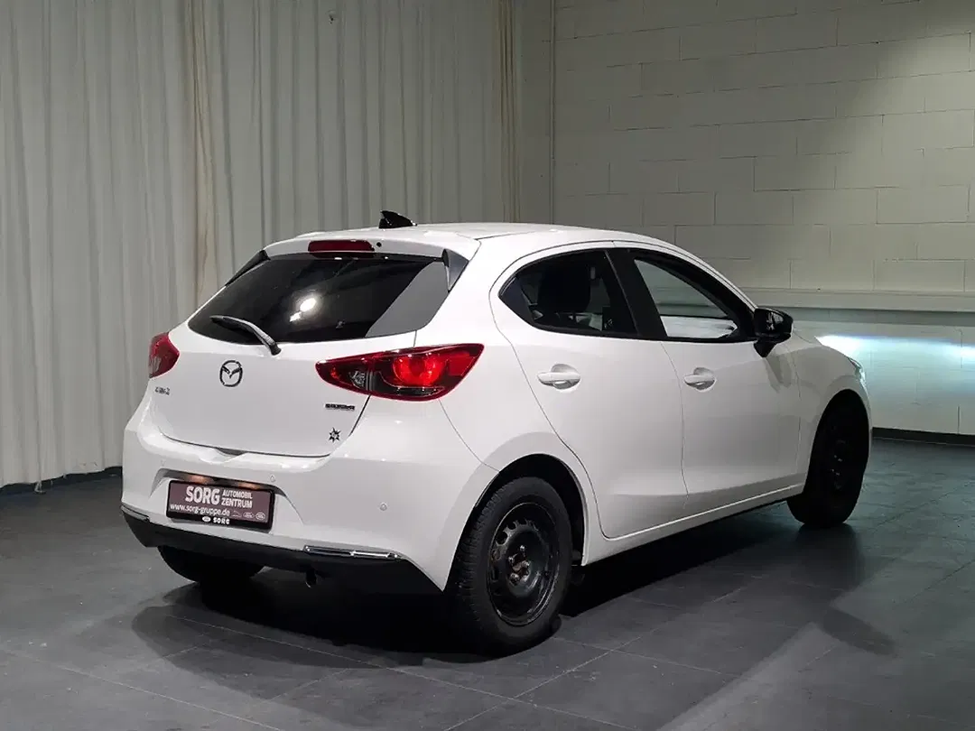 Mazda 2 - Thumbnail 3