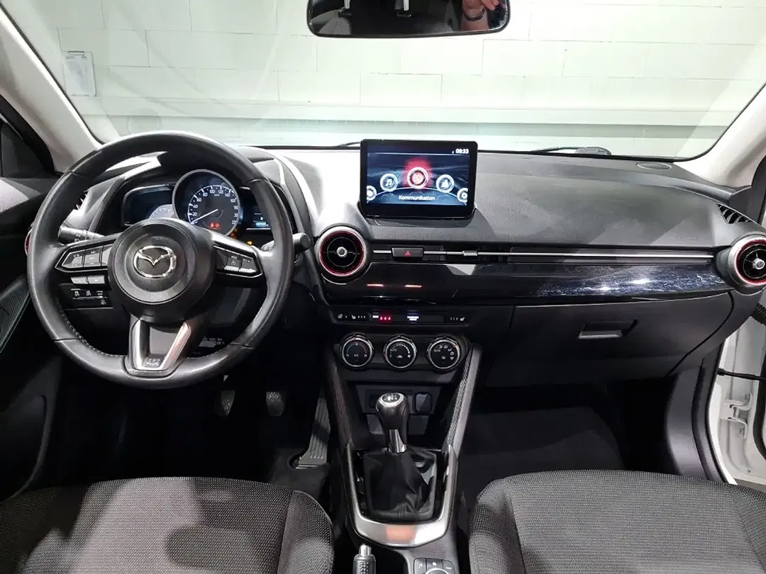 Mazda 2 - Thumbnail 5