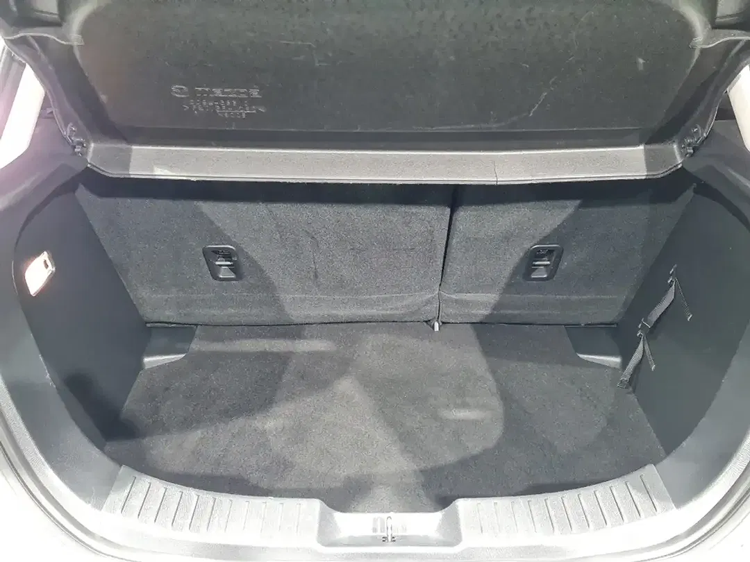 Mazda 2 - Thumbnail 9