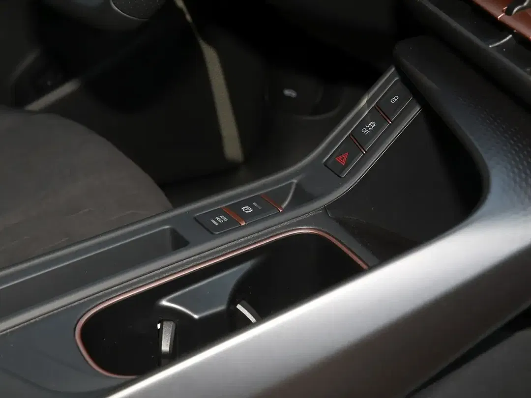CUPRA Terramar - Thumbnail 9