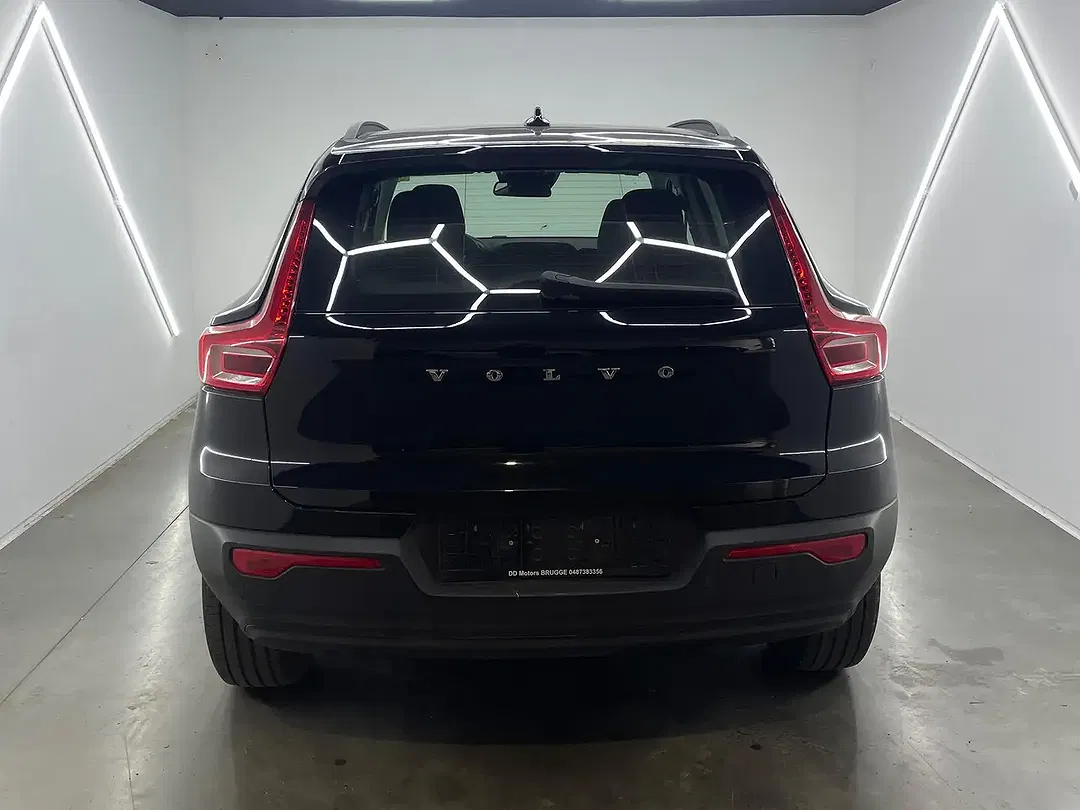 Volvo XC40 - Thumbnail 5