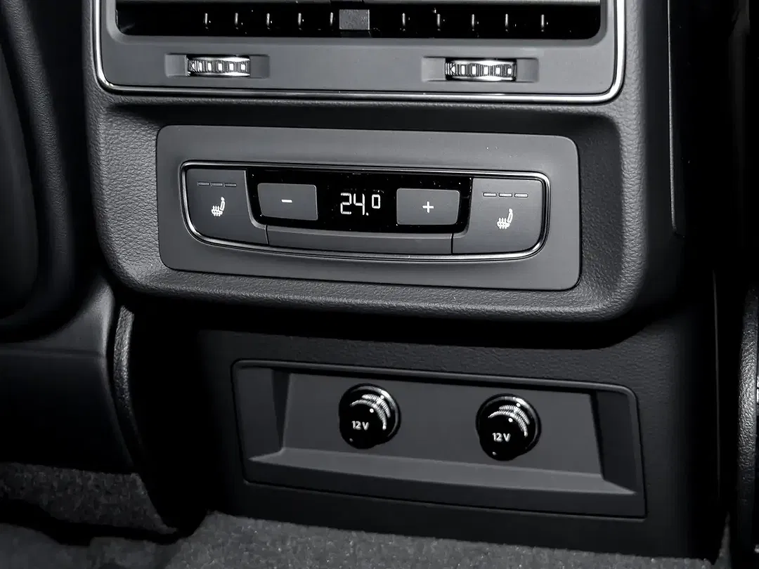 Audi Q7 - Thumbnail 13