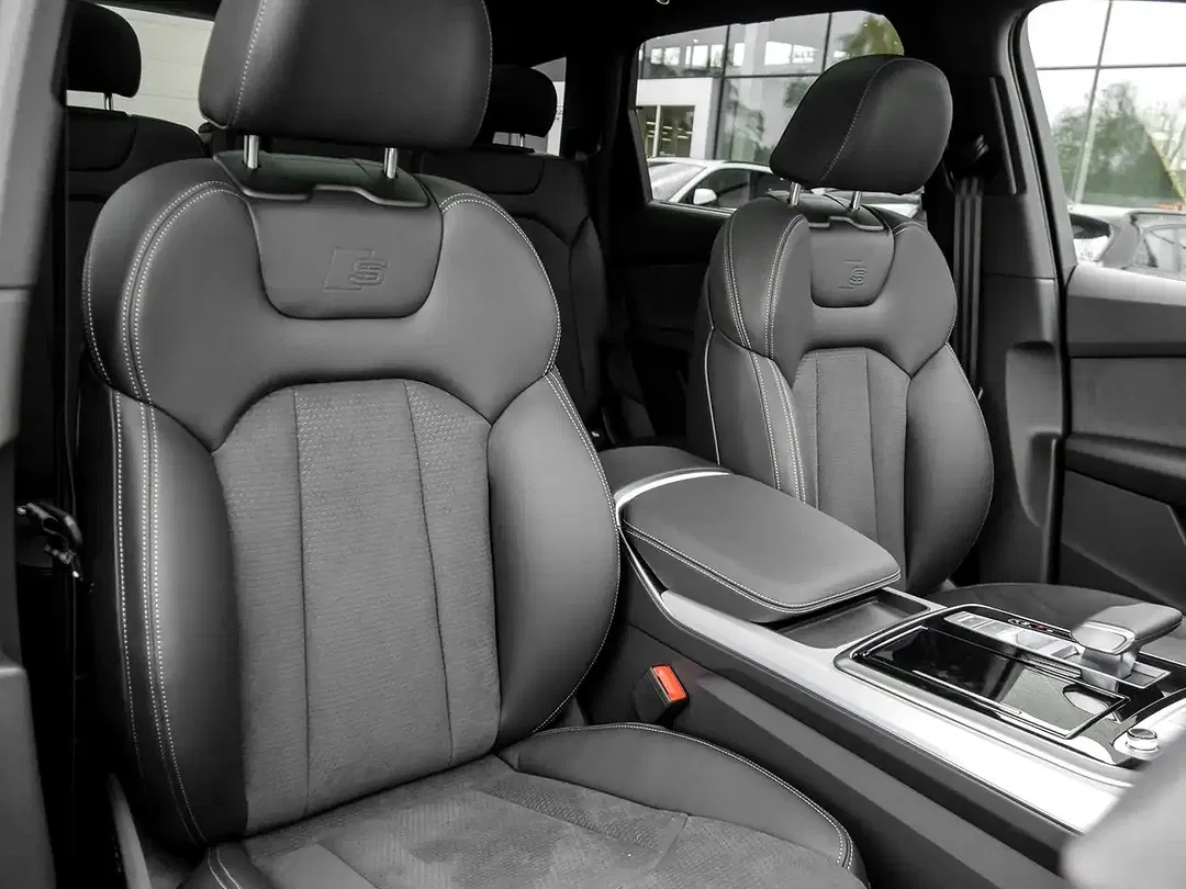 Audi Q7 - Thumbnail 6