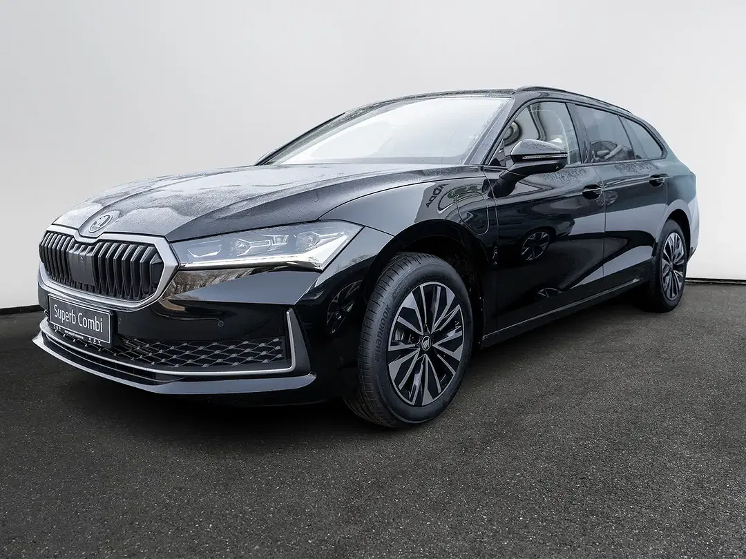 Skoda Superb - Thumbnail 1