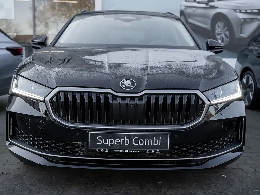 Skoda Superb - Thumbnail 2