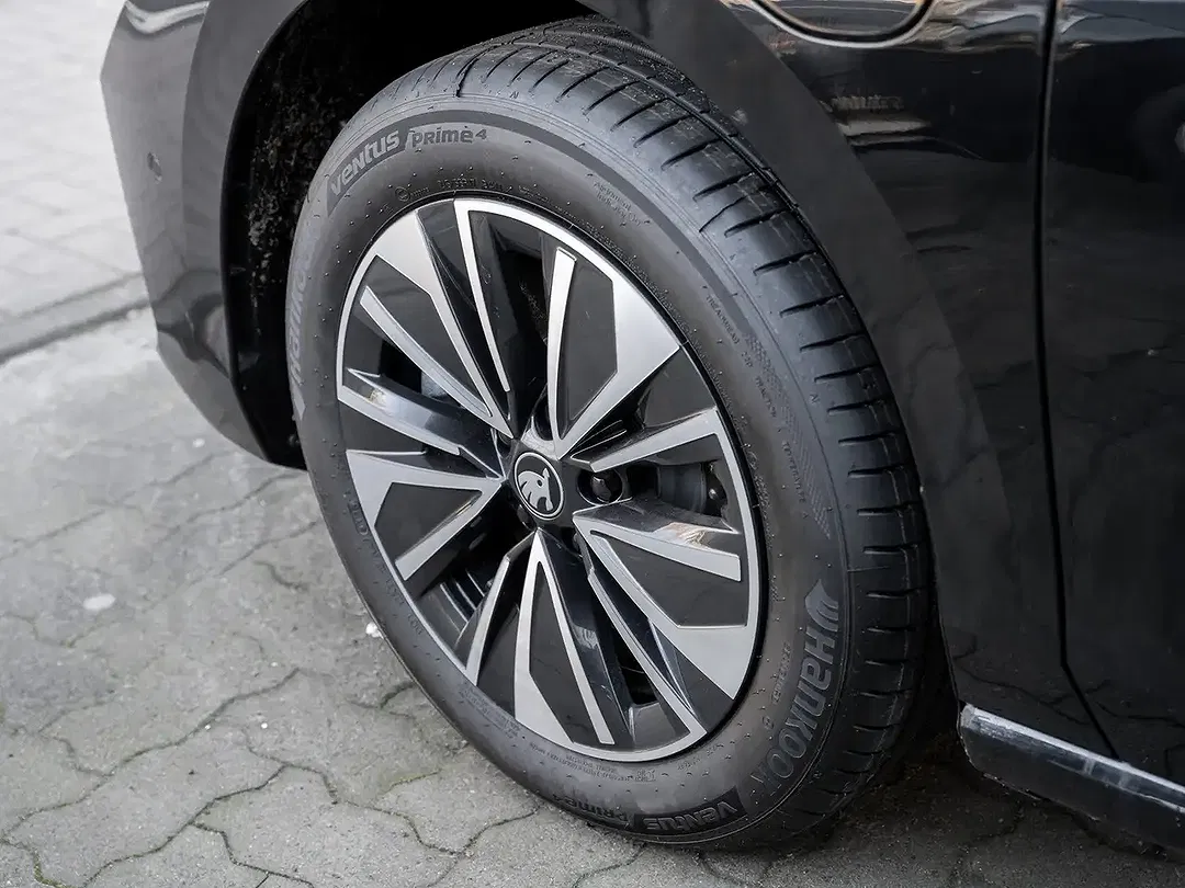 Skoda Superb - Thumbnail 5