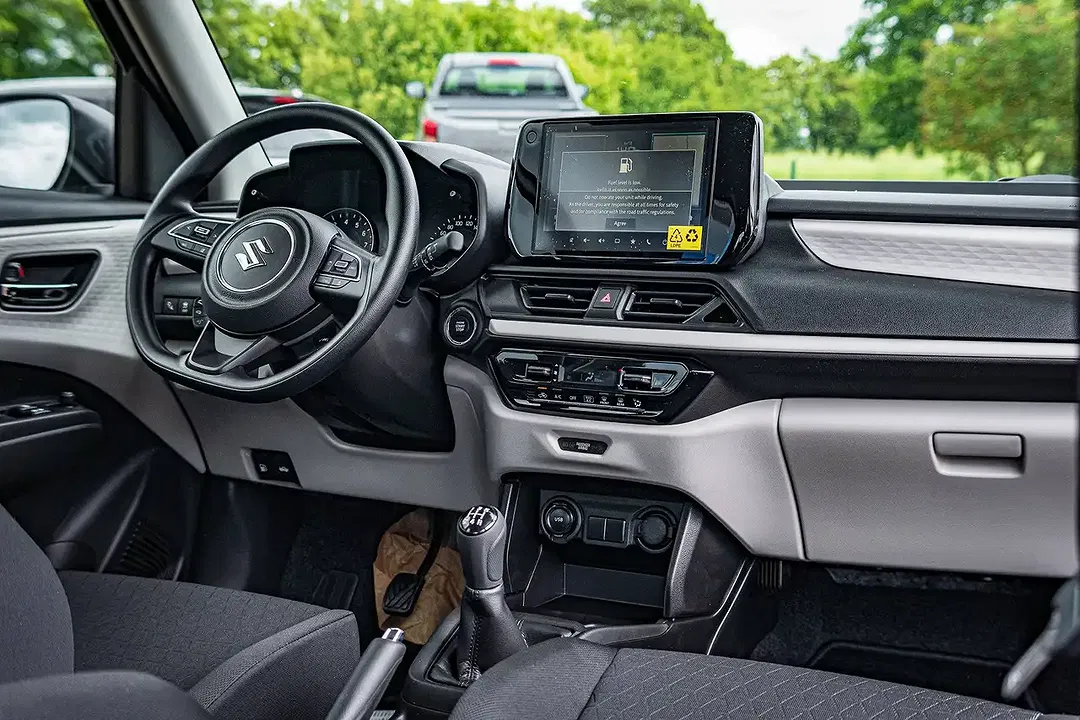 Suzuki Swift - Thumbnail 10