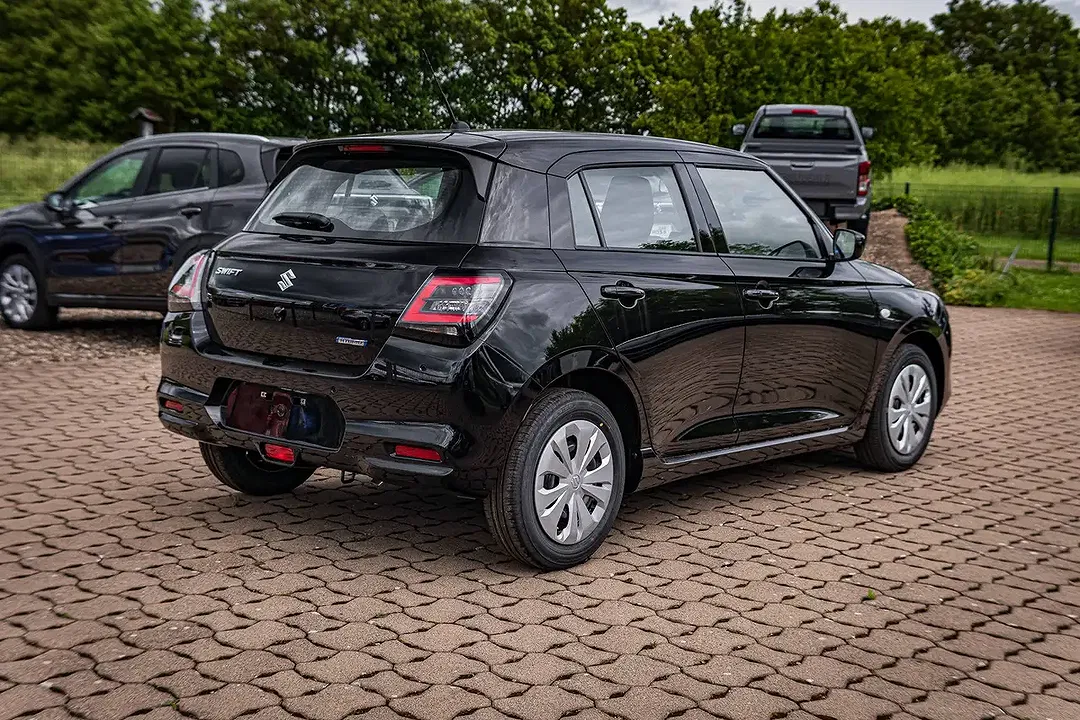 Suzuki Swift - Thumbnail 6