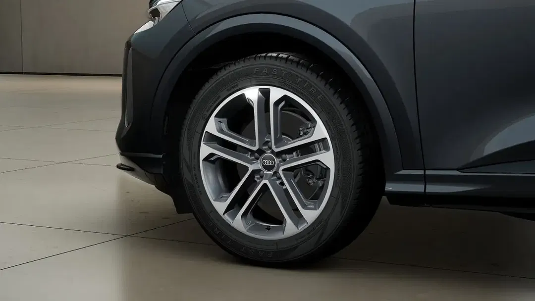 Audi Q5 - Thumbnail 4
