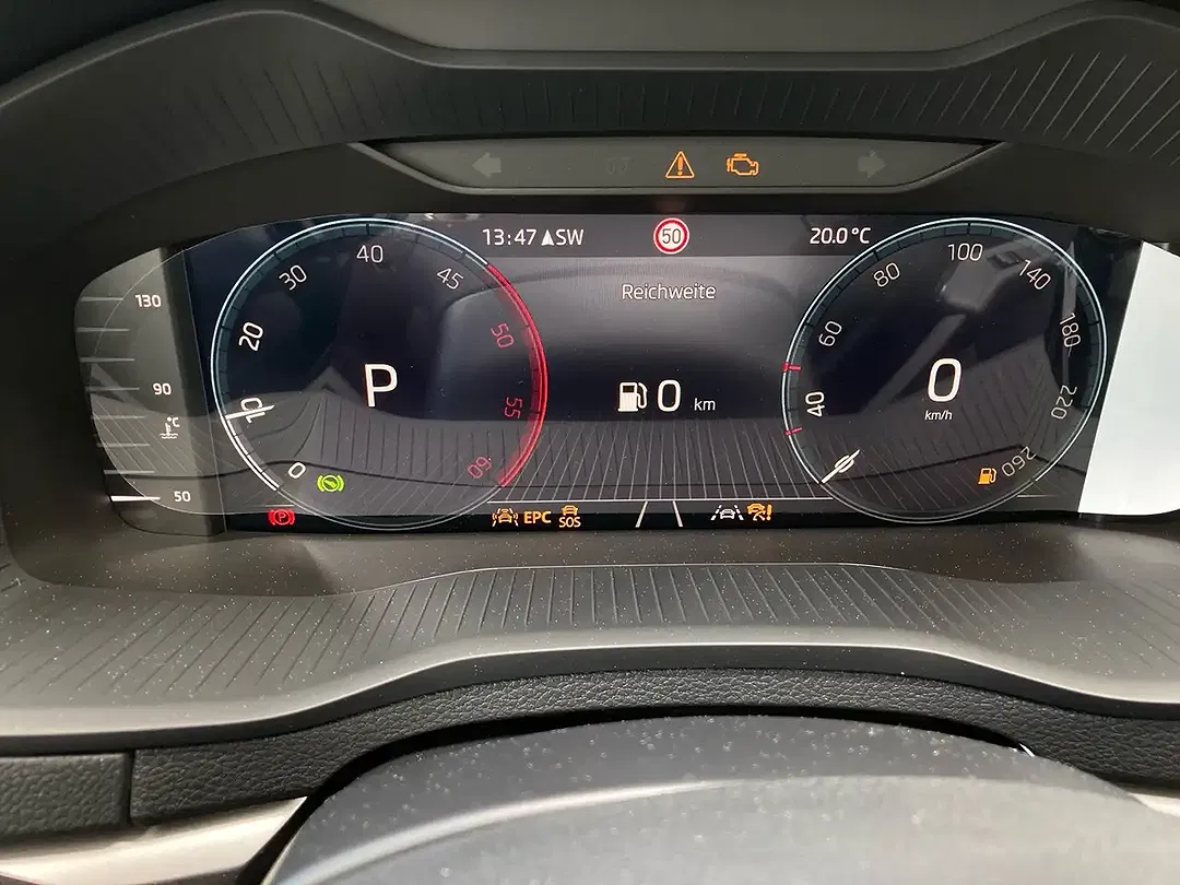 Skoda Karoq - Thumbnail 12