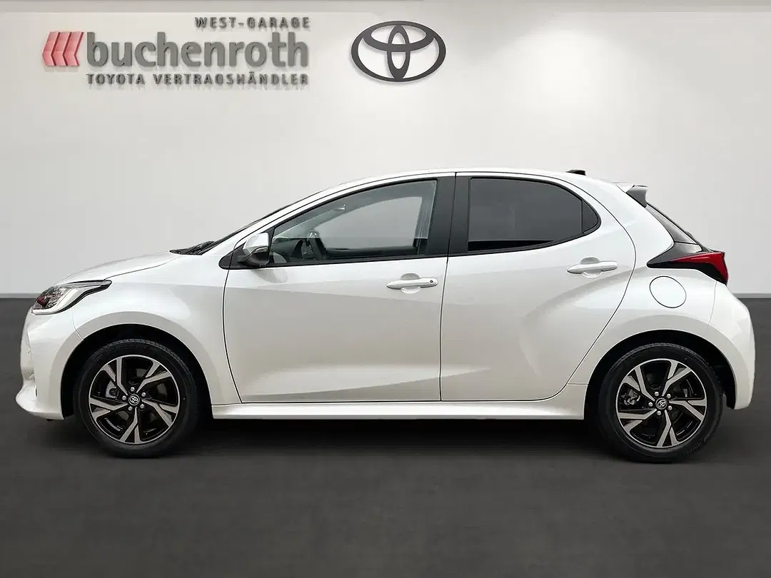 Toyota Yaris - Thumbnail 8