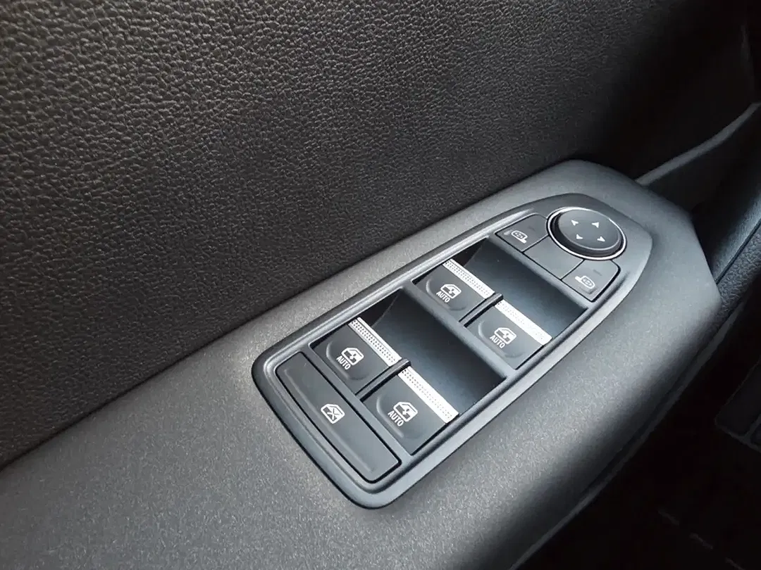 Mitsubishi ASX - Thumbnail 21