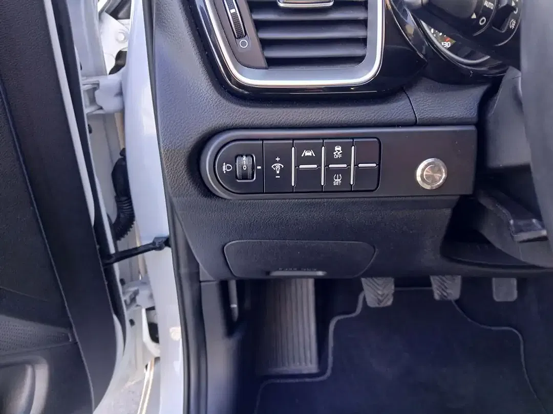 Kia Ceed / cee'd - Thumbnail 8