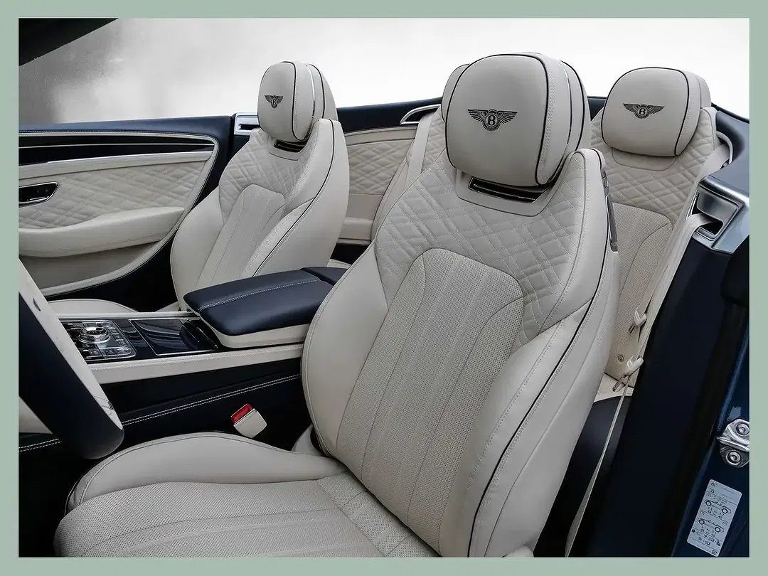 Bentley Continental GTC - Thumbnail 13