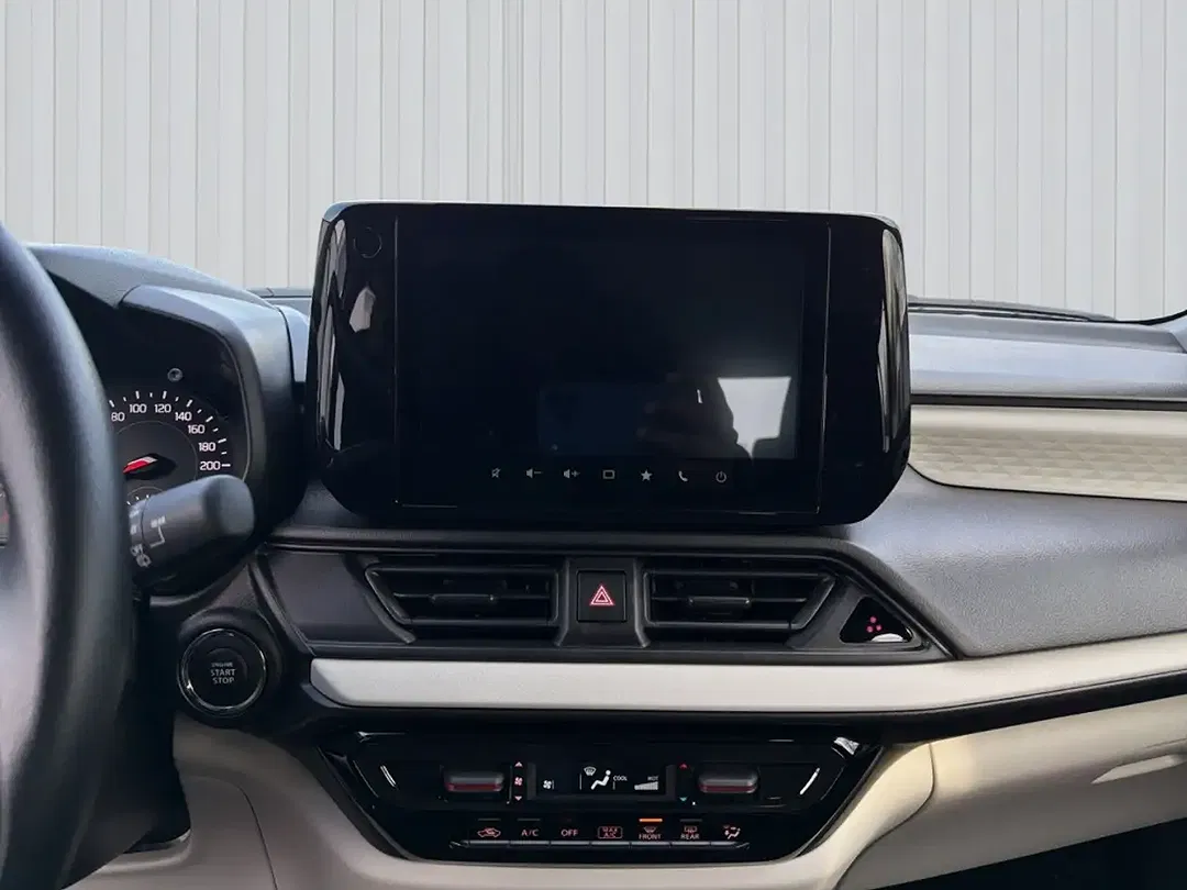 Suzuki Swift - Thumbnail 13