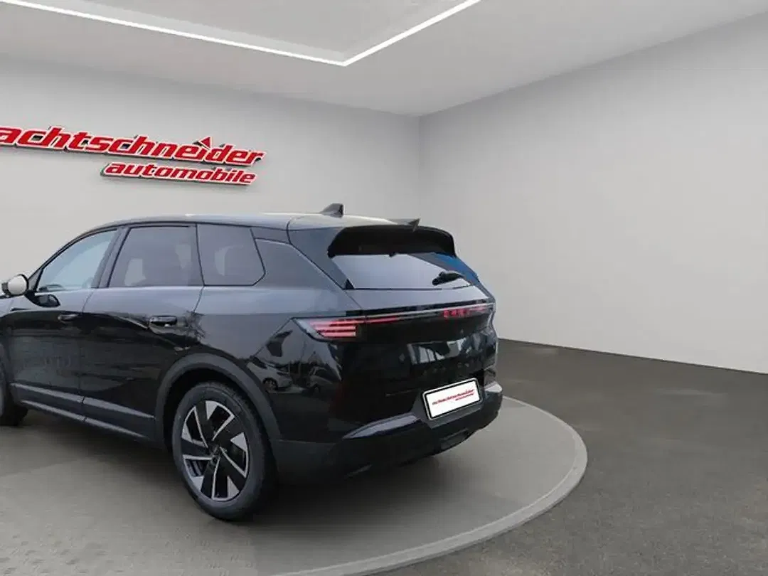 Opel Grandland X - Thumbnail 2
