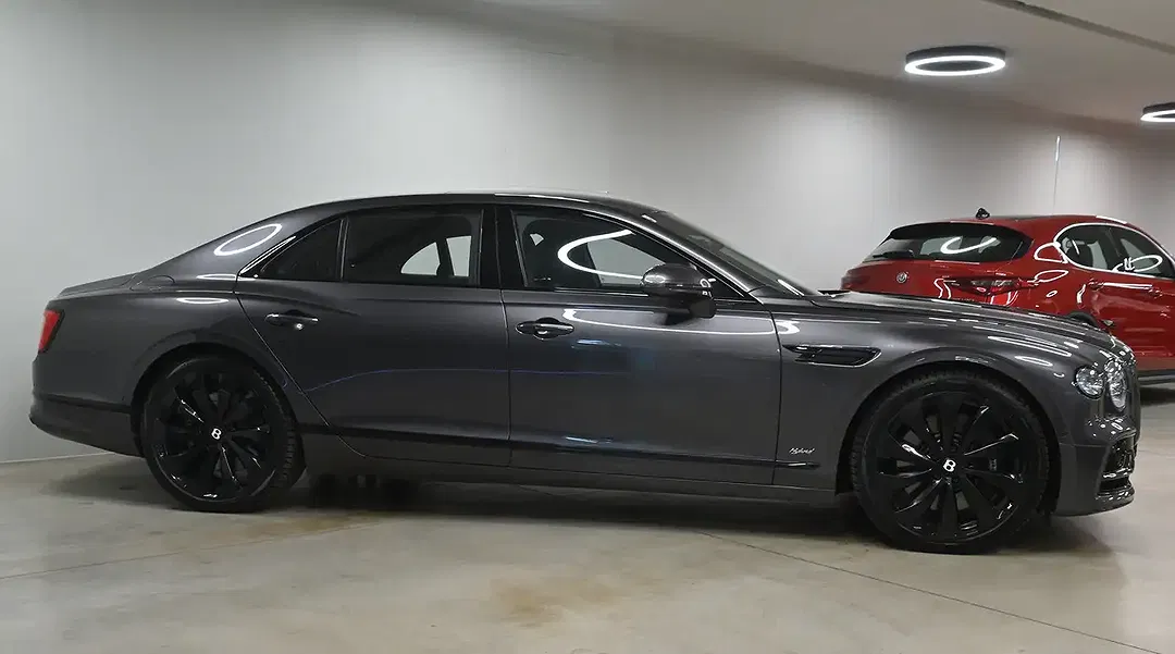 Bentley Flying Spur - Thumbnail 10