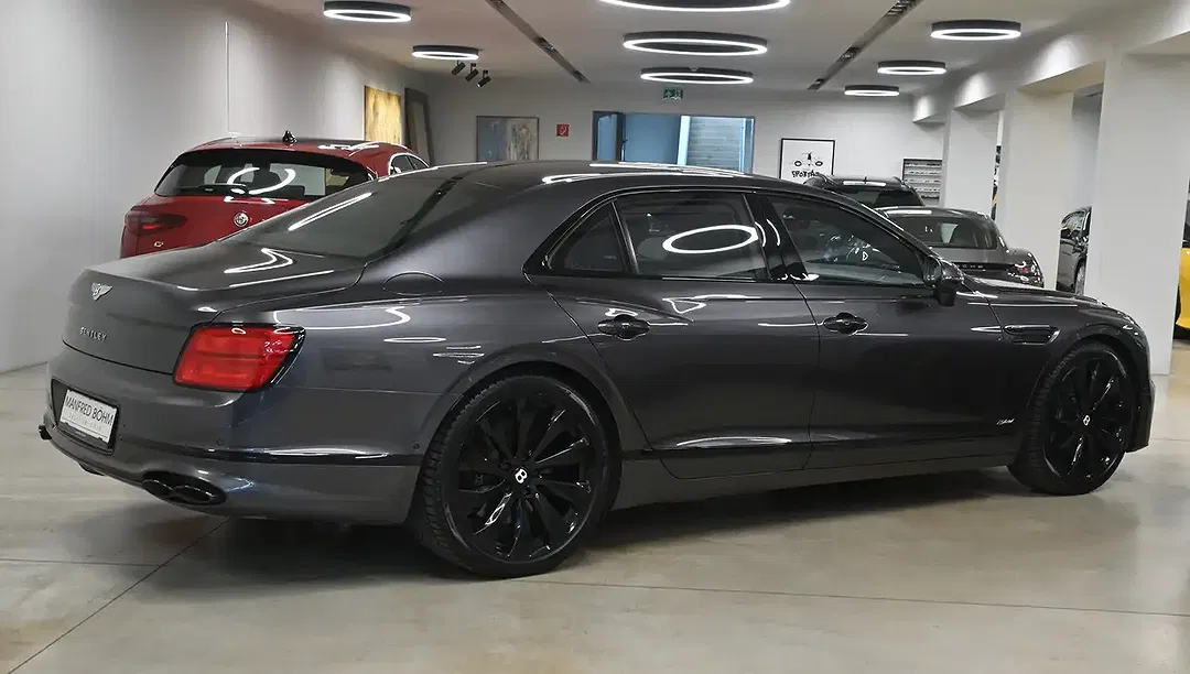 Bentley Flying Spur - Thumbnail 3