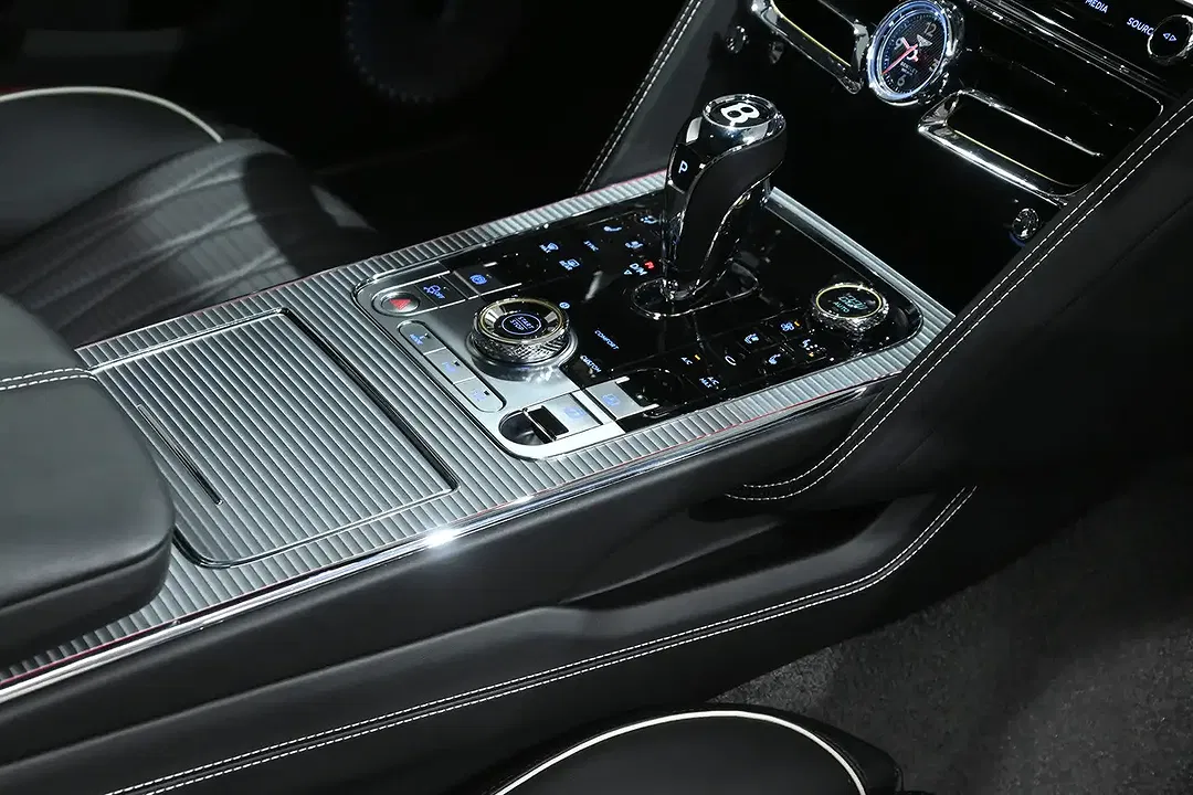 Bentley Flying Spur - Thumbnail 7