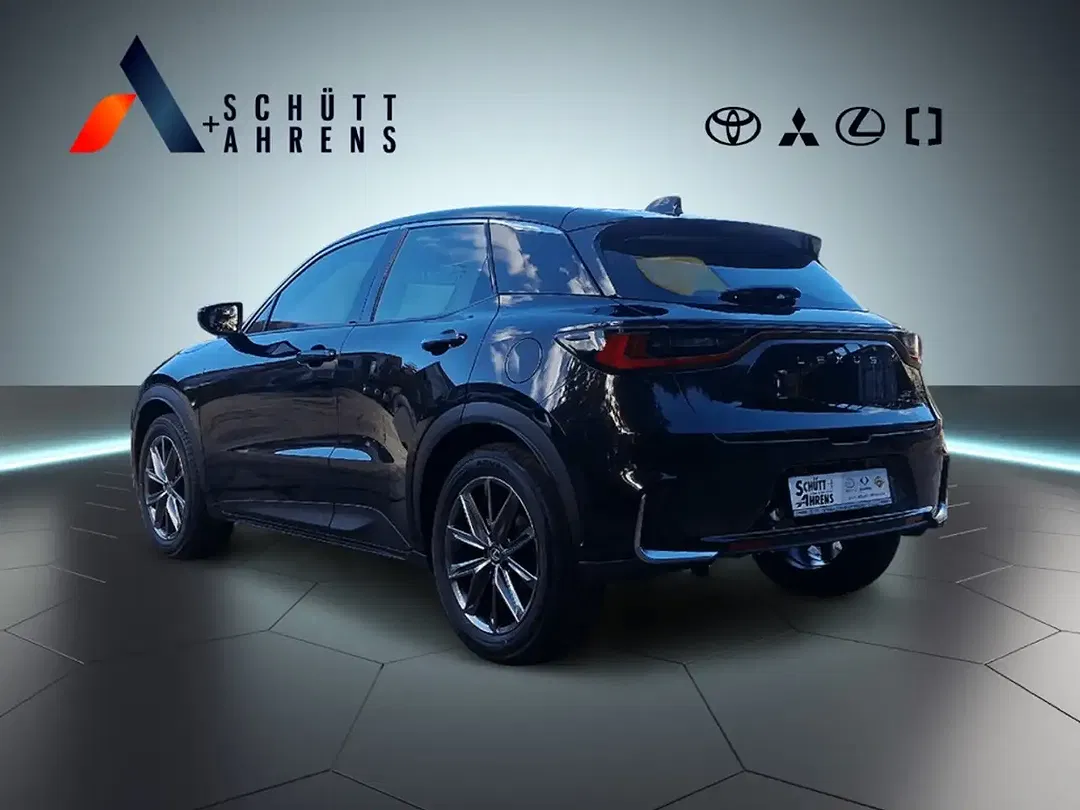 Lexus LBX - Thumbnail 4