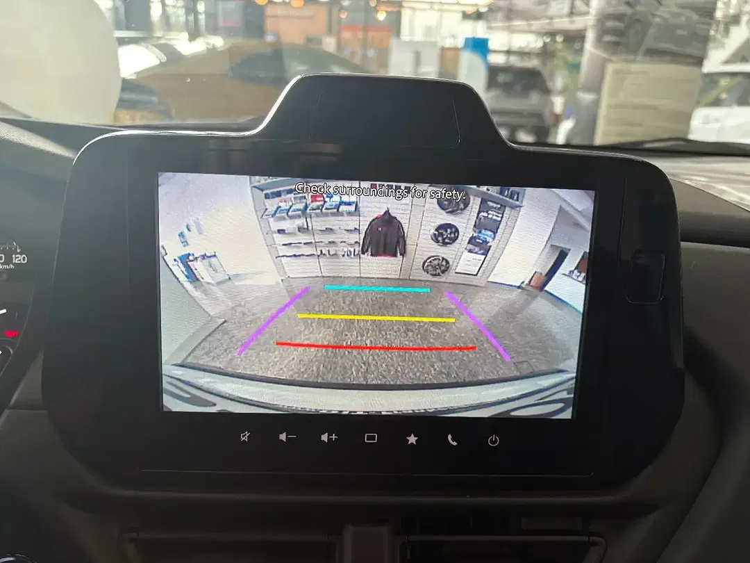 Suzuki S-Cross - Thumbnail 14