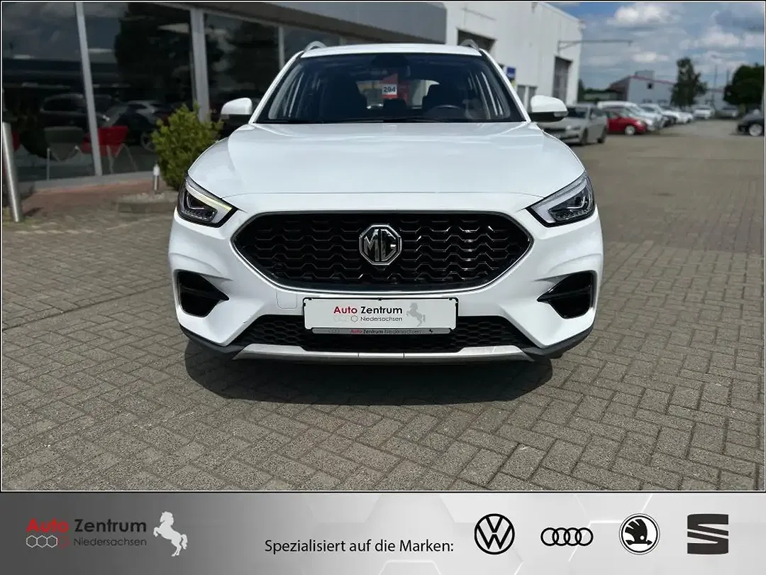 MG ZS - Thumbnail 2