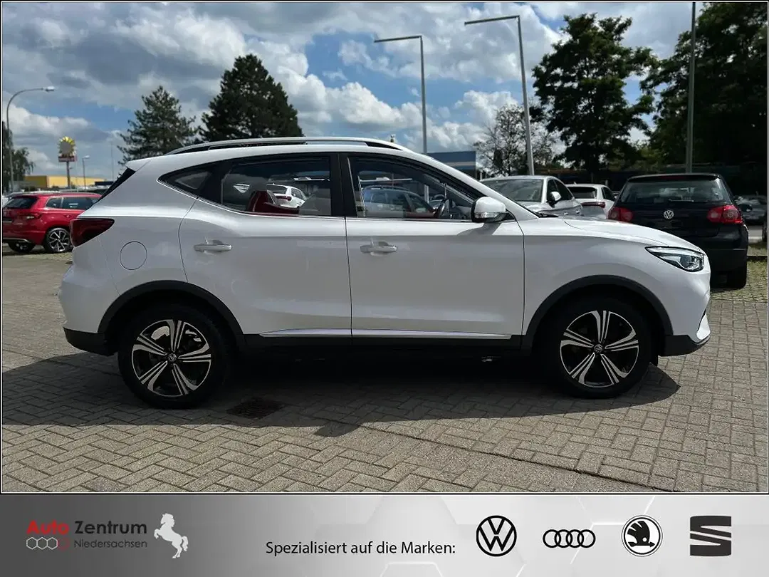 MG ZS - Thumbnail 4