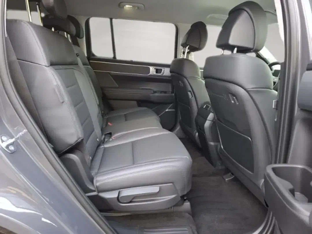 Hyundai SANTA FE - Thumbnail 13