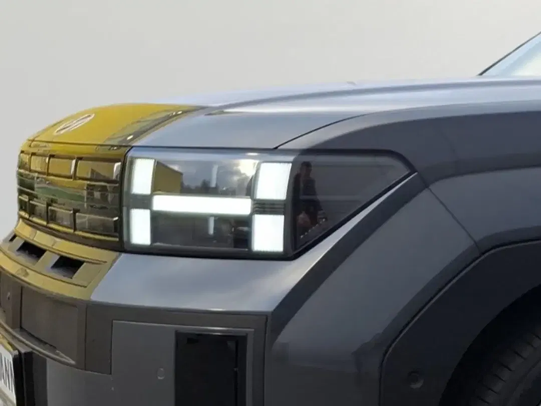 Hyundai SANTA FE - Thumbnail 5