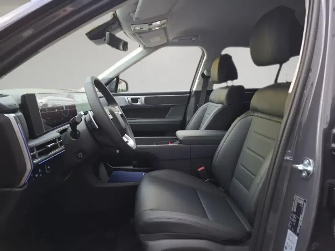 Hyundai SANTA FE - Thumbnail 7