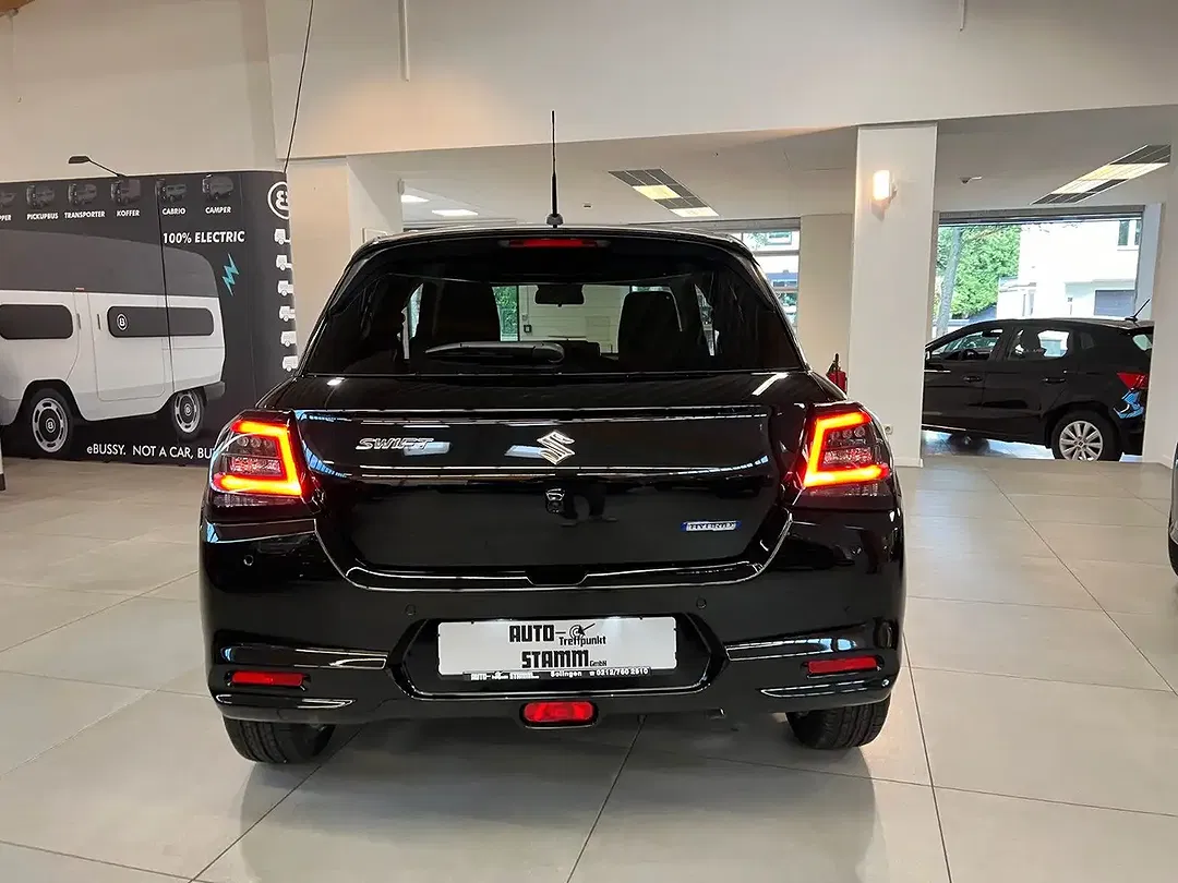 Suzuki Swift - Thumbnail 7