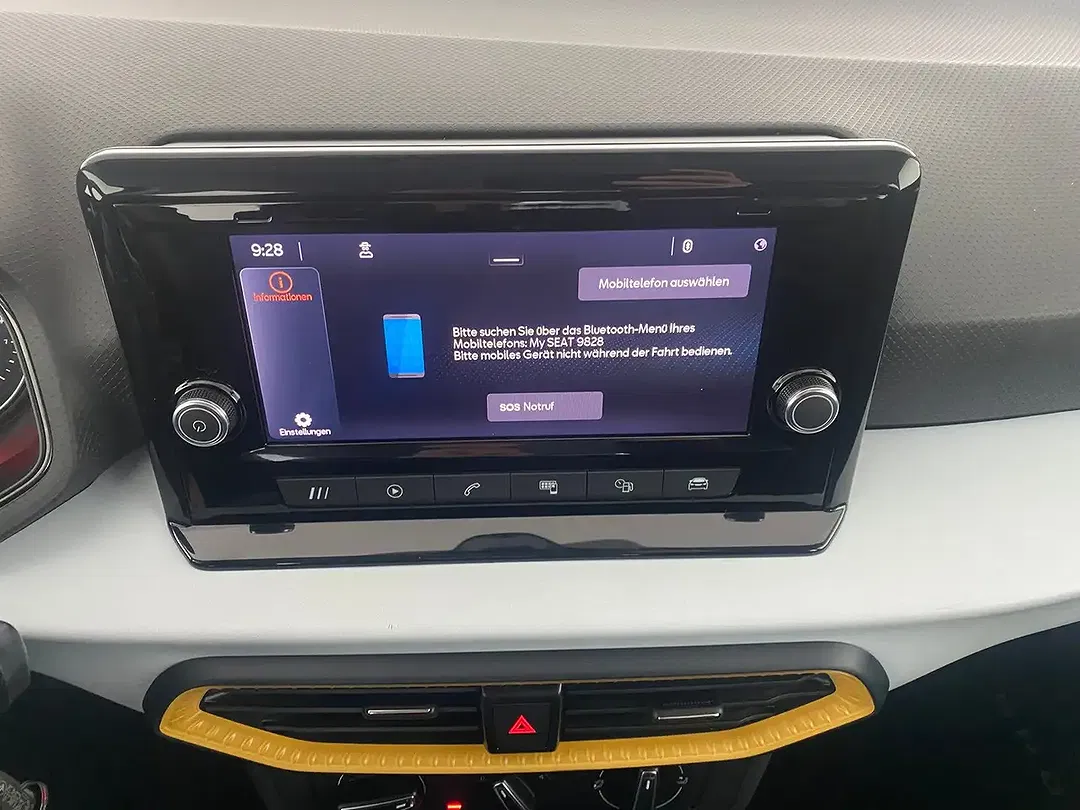 SEAT Arona - Thumbnail 21
