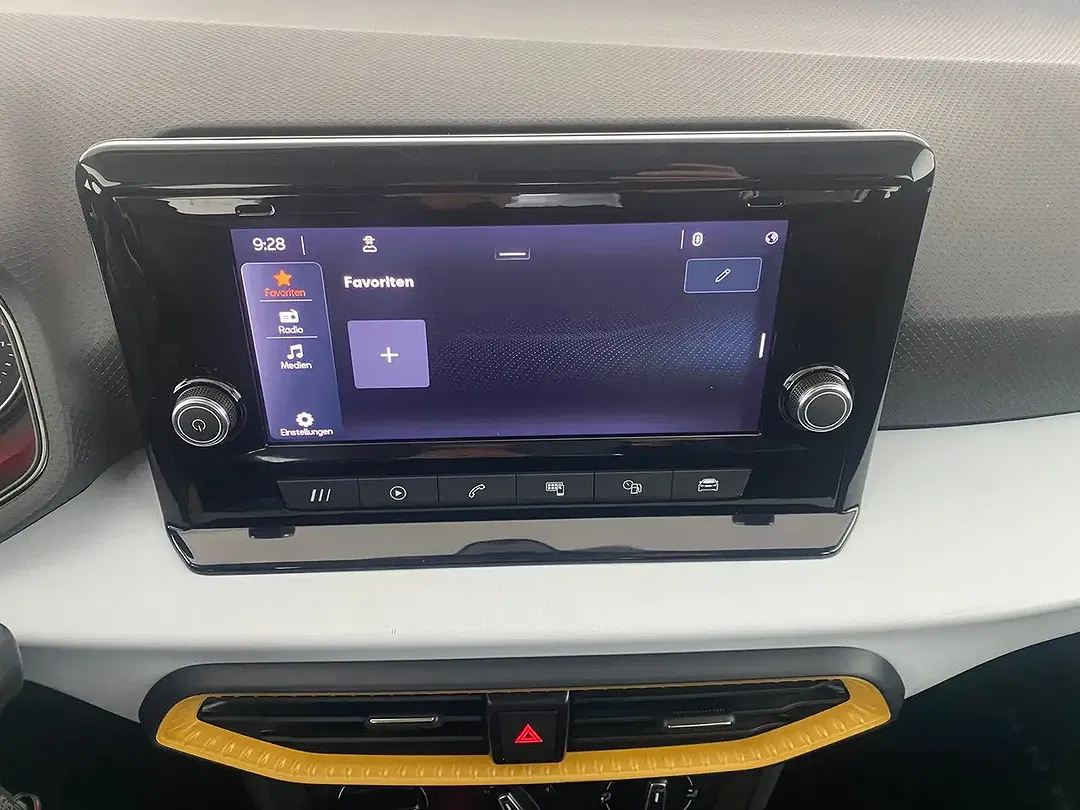 SEAT Arona - Thumbnail 22