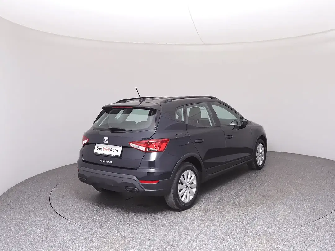 SEAT Arona - Thumbnail 4
