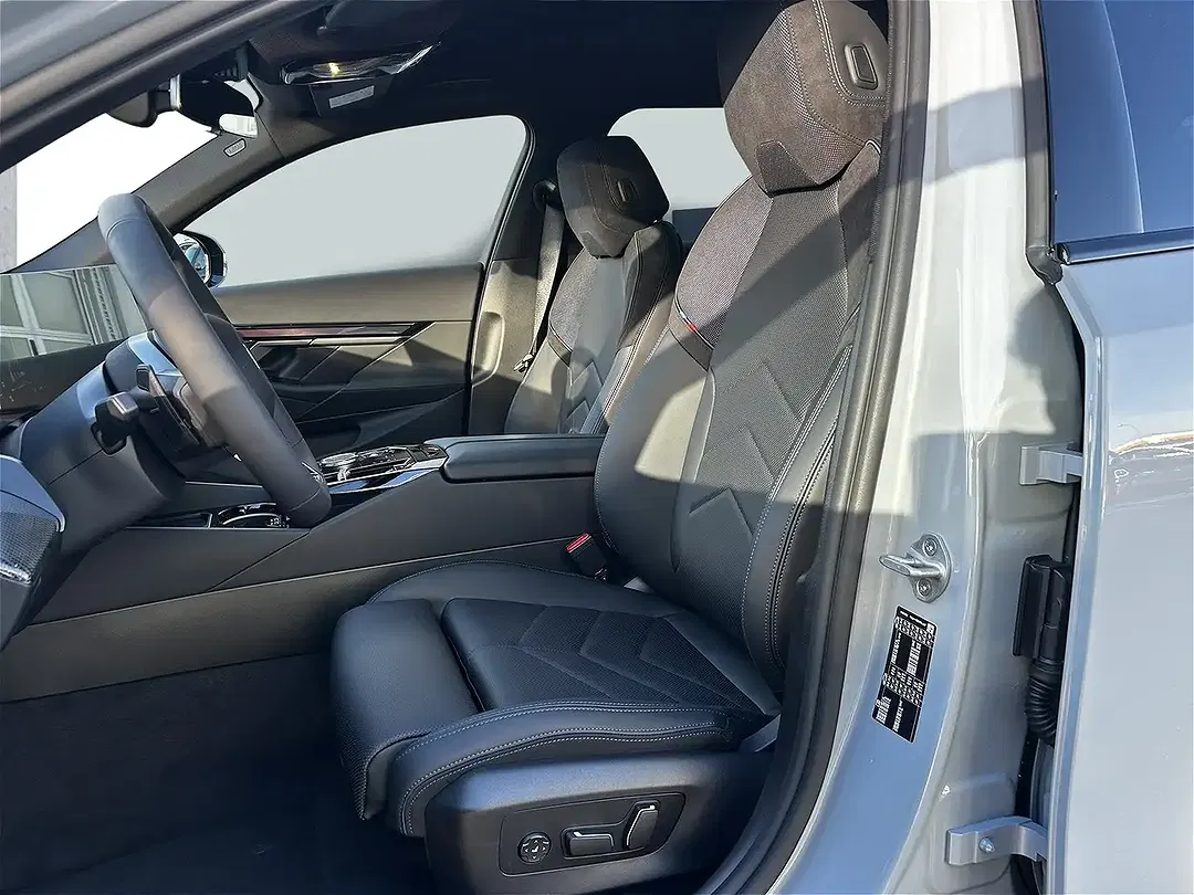 BMW 520 - Thumbnail 8
