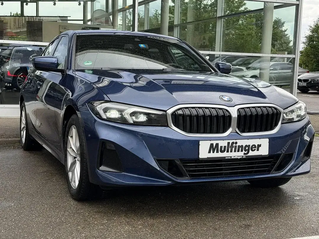 BMW 318 - Thumbnail 4