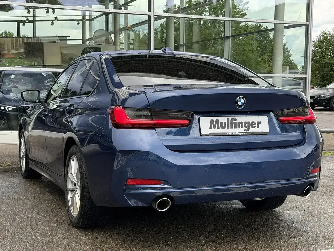 BMW 318 - Thumbnail 7