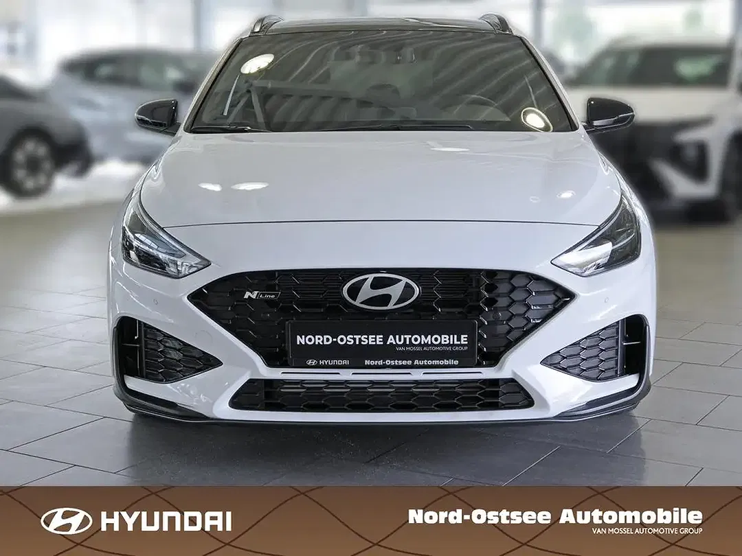 Hyundai i30 - Thumbnail 2