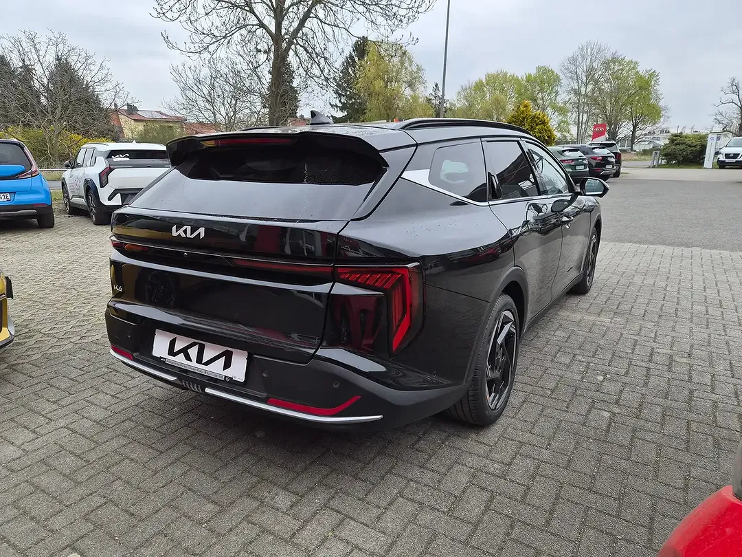 Kia K4 - Thumbnail 4