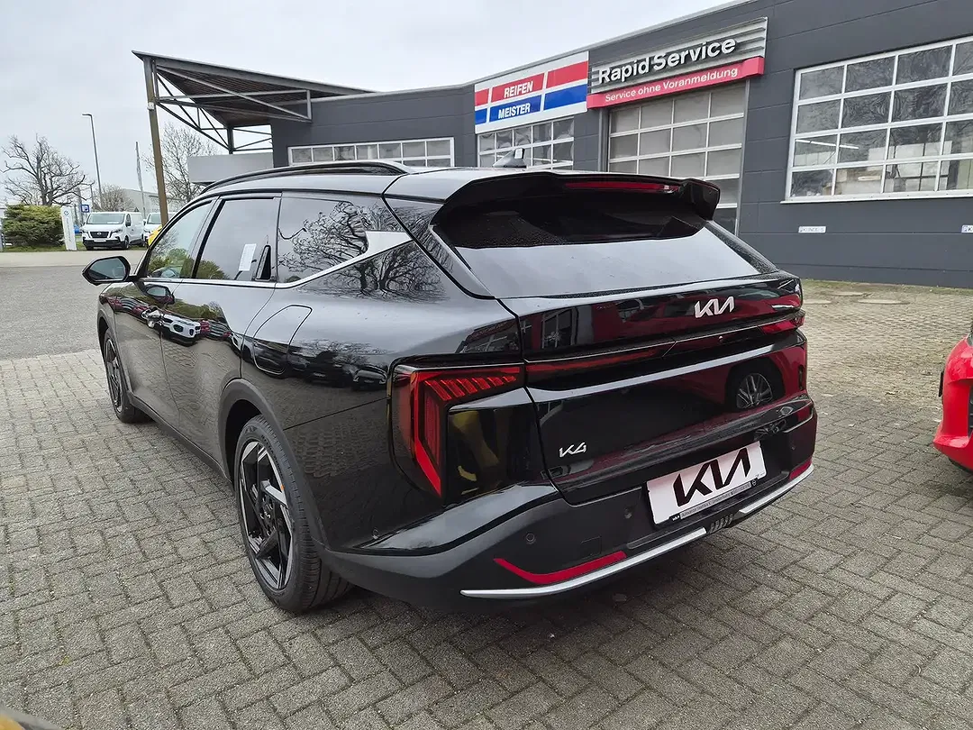 Kia K4 - Thumbnail 5