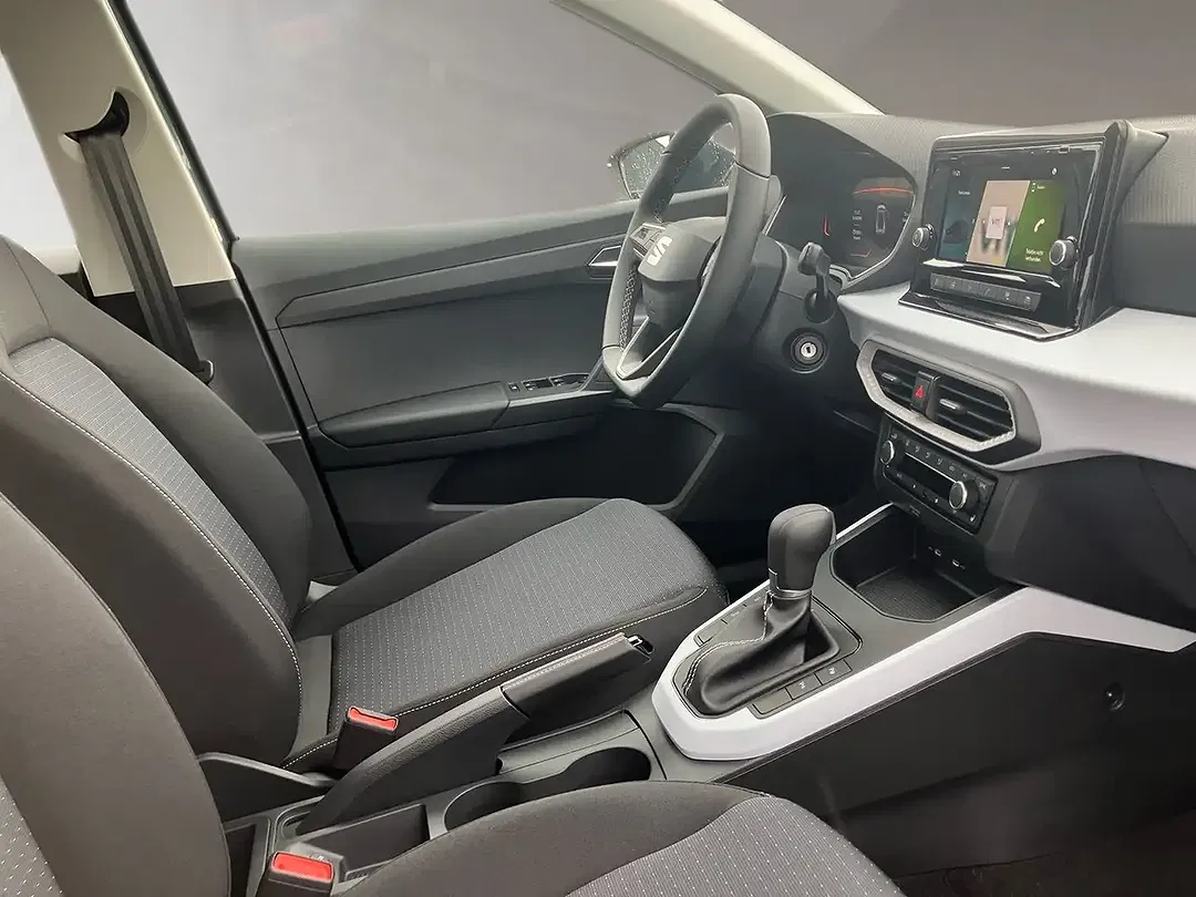 SEAT Arona - Thumbnail 11