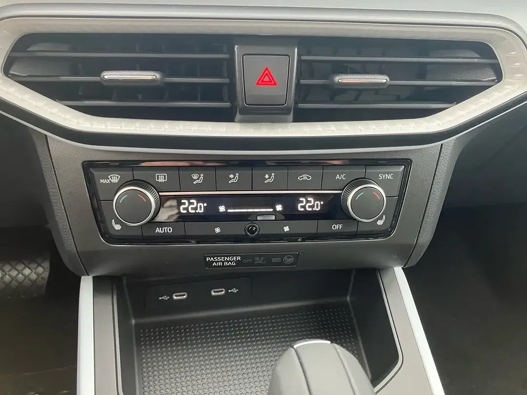 SEAT Arona - Thumbnail 15