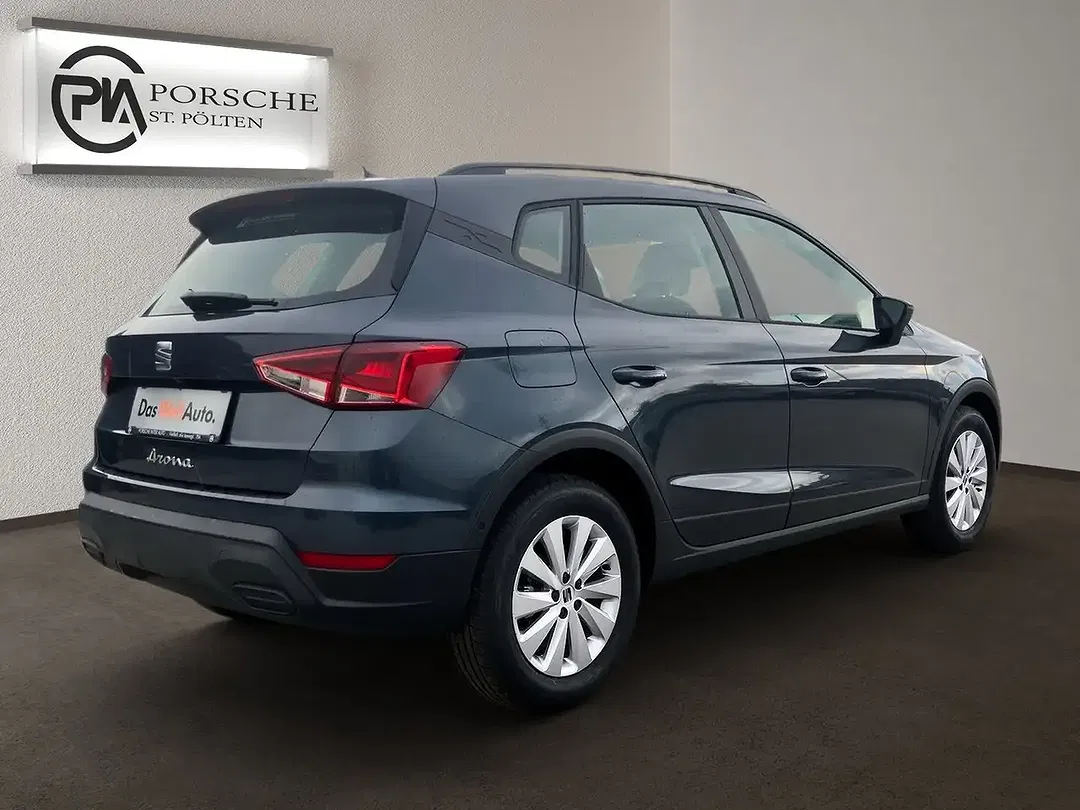 SEAT Arona - Thumbnail 3