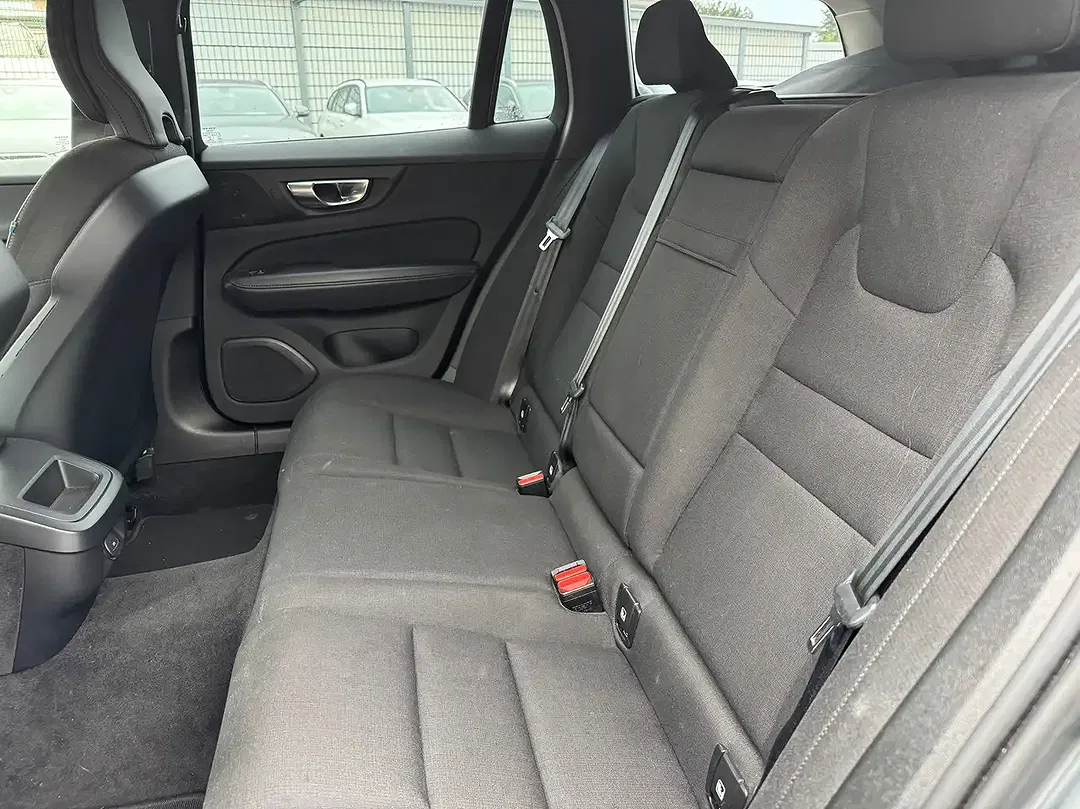 Volvo V60 - Thumbnail 13