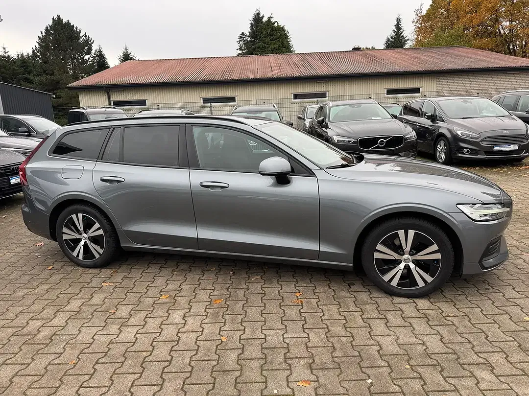 Volvo V60 - Thumbnail 6