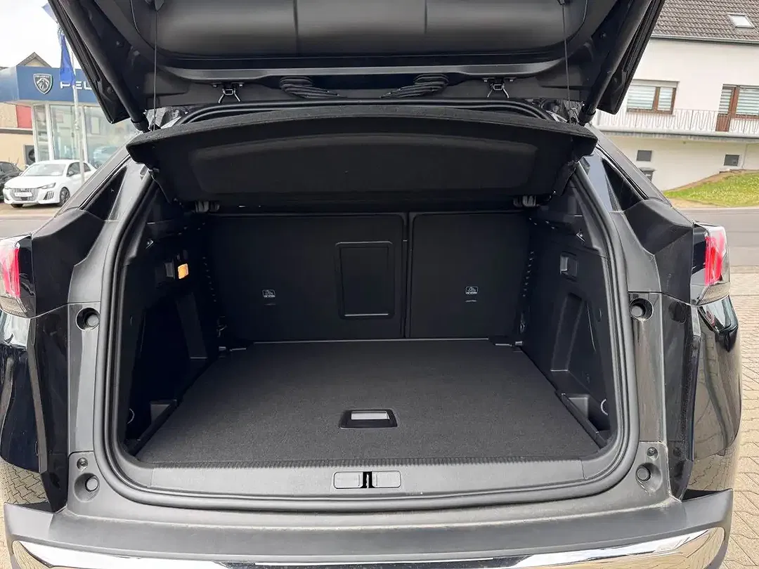 Peugeot 3008 - Thumbnail 5